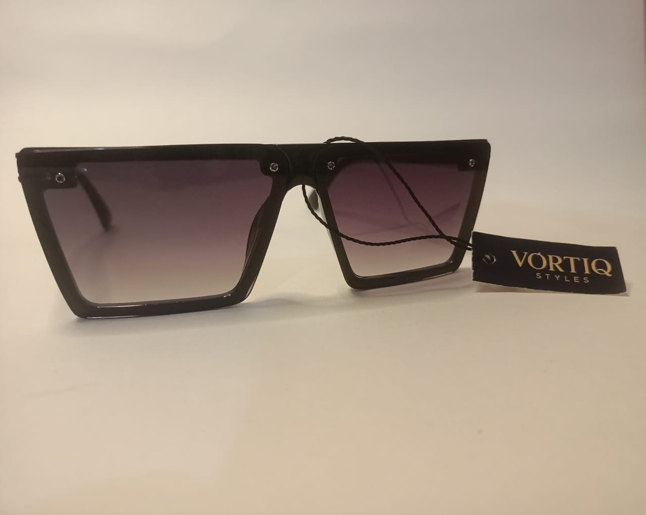 Simple Shades