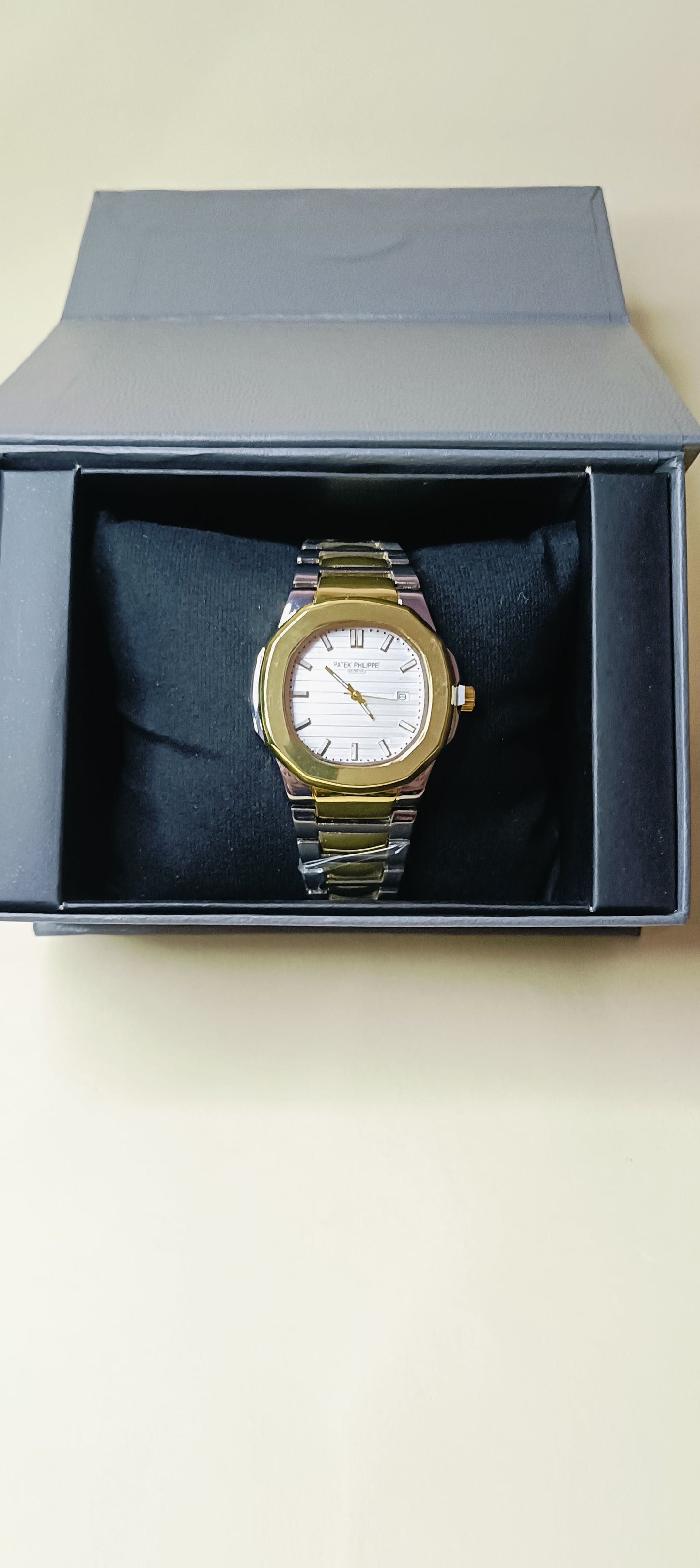 Patek Philippe truetone with white dial